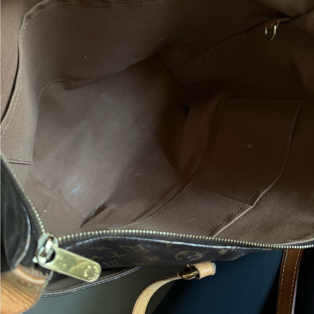 - Authentic Louis Vuitton totally GM - Picture 12 of 12